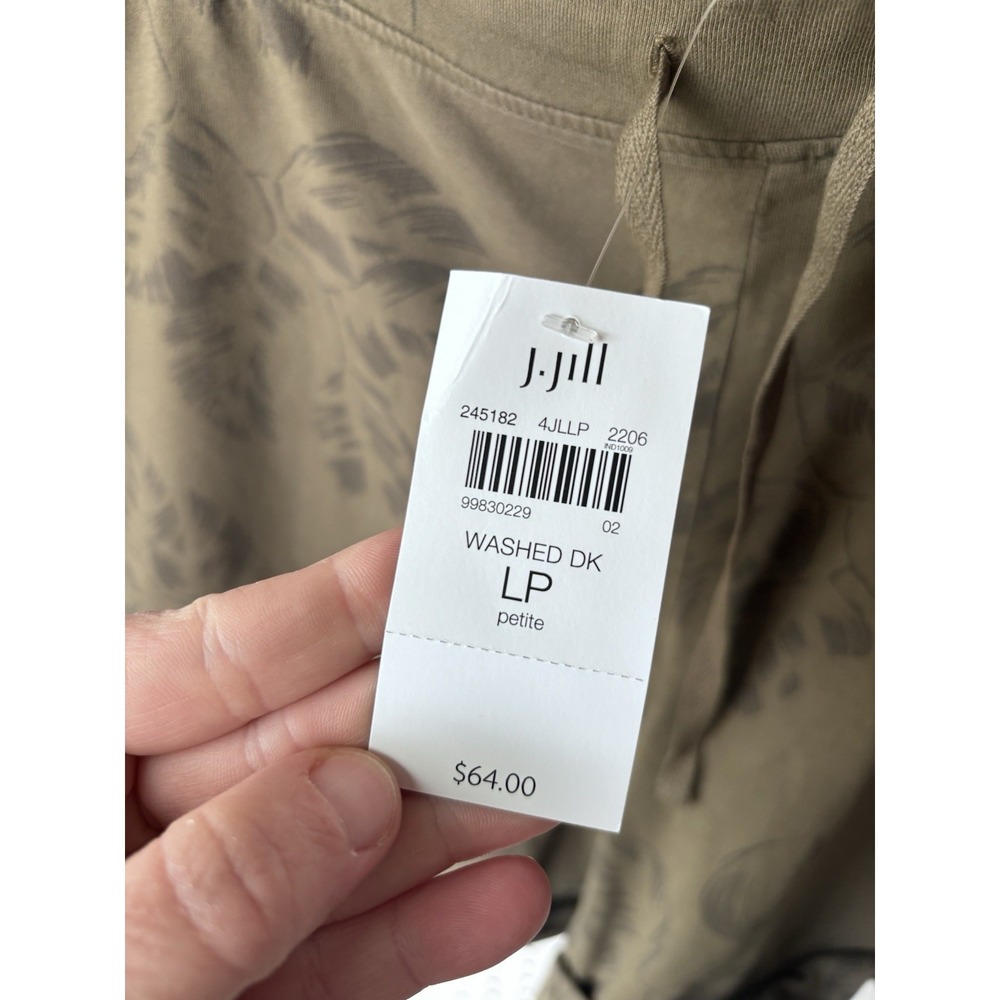NWT J. Jill Womens LP Cotton Spandex Leaf Print Pull On Comfort Shorts Green - Picture 3 of 6